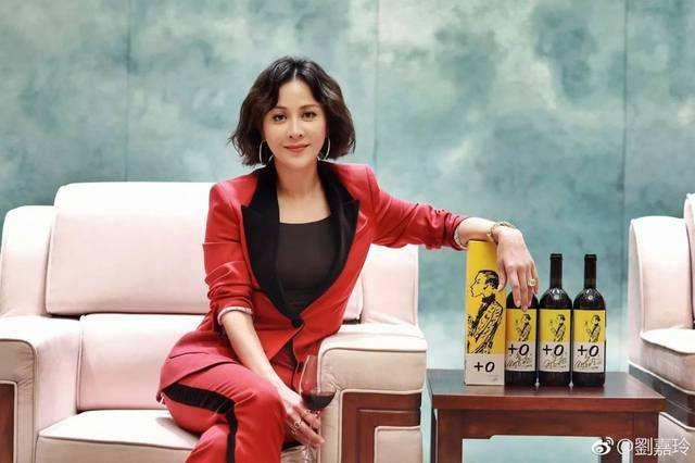 个人收藏品入故宫展览！刘嘉玲：纯粹喜欢就买，价格不敢告诉梁朝伟