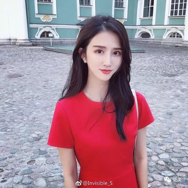 清华毕业去过70个国家的白富美无奈退网?被曝做小三从头到脚全是假的