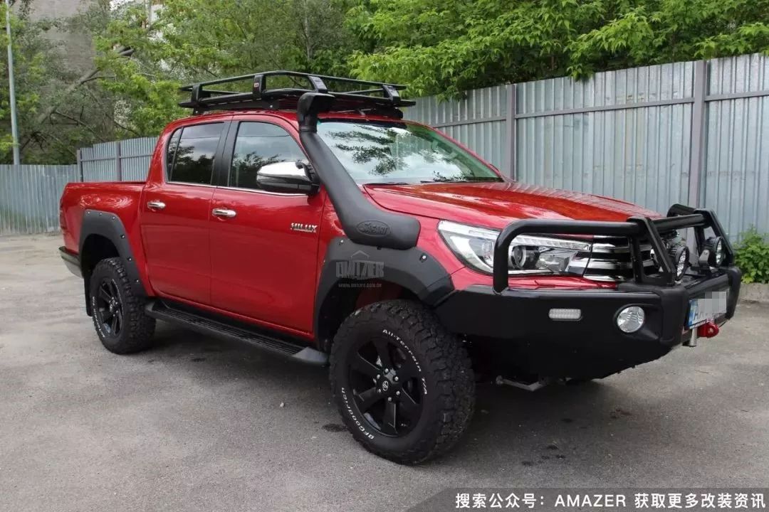 乌克兰的丰田皮卡海拉克斯hilux改装