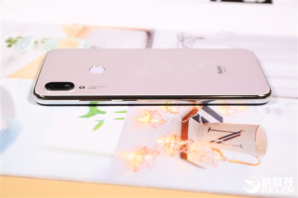 皎洁似水中月！红米Note 7 Pro镜花水月图赏
