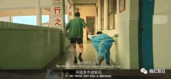 被冤枉坐牢被儿子误解，邓超这次太让人心疼了！