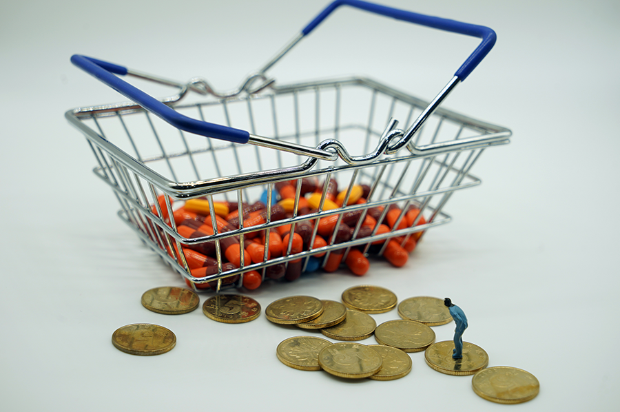 央视力挺深圳药品采购模式：删除“伪创新”品种，一年节省15亿元