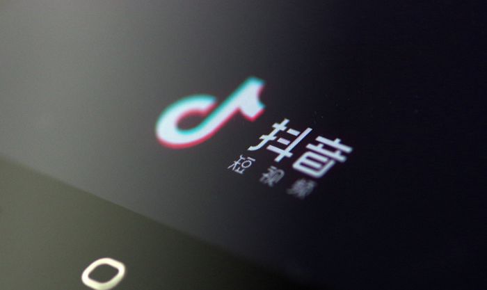 看抖音刷出逃犯：热心网友获公安5万元举报奖励