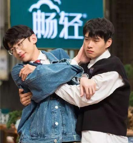 白敬亭坦言自己谈不上演技，如今没了少年气年龄也很尴尬