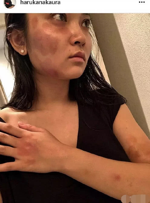 蒋劲夫女友深夜清空所有照片，否认自己是花心女友