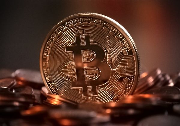 数据显示：比特币再次暴跌 市值要跌破4000美元