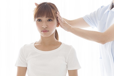 颈椎有问题,为什么会失眠头痛?