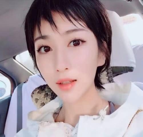 陈羽凡同居女友真实身份曝光，多张照片陆续被扒出
