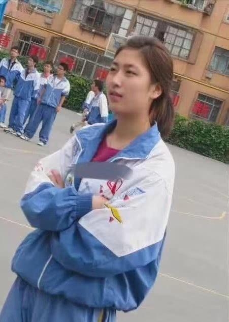 陈羽凡同居女友真实身份曝光，多张照片陆续被扒出