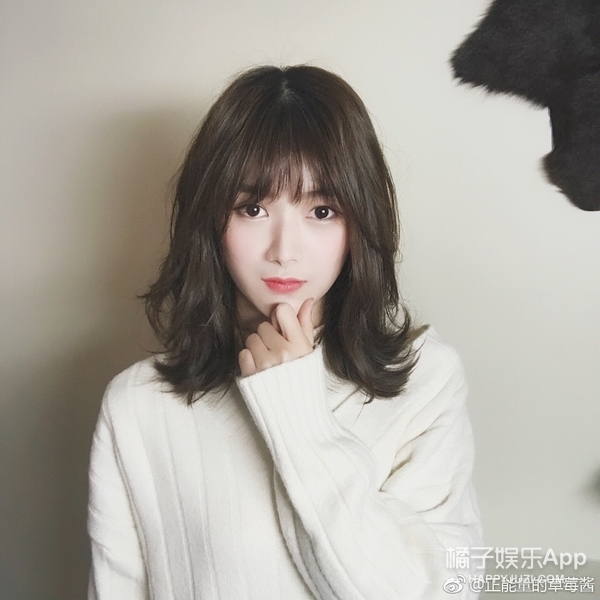 刘昊然大学同班同学的颜值都这种水平吗？