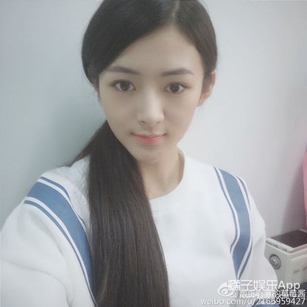 刘昊然大学同班同学的颜值都这种水平吗？