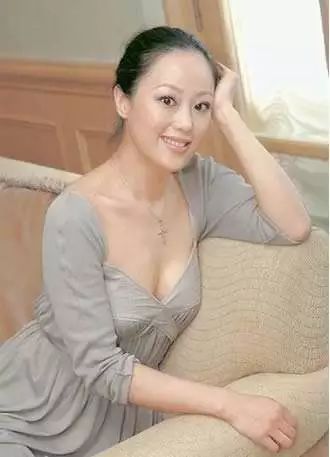 认识一下“香港第一妖女”