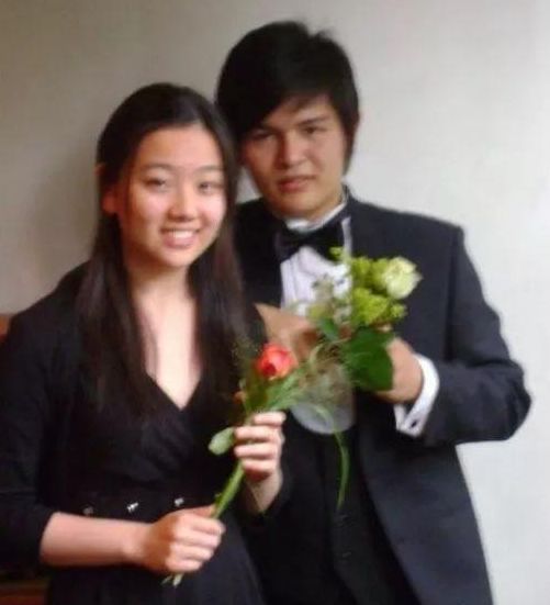 《还珠格格》里超可爱的小鸽子扮演者居然出家了，原因也太…