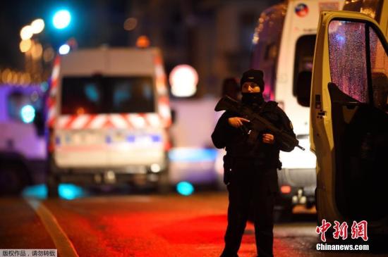 法国枪击案：嫌犯仍在逃 720名执法人员加大搜捕