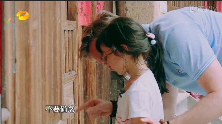 夏克立为加拿大的做法道歉，难怪夏天从小就很懂事