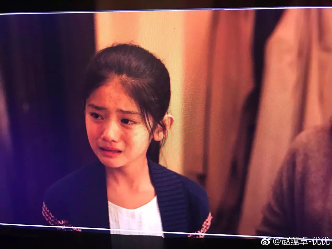 才13岁！就美到能演佟丽娅的少女期还搭档李易峰，什么来头？