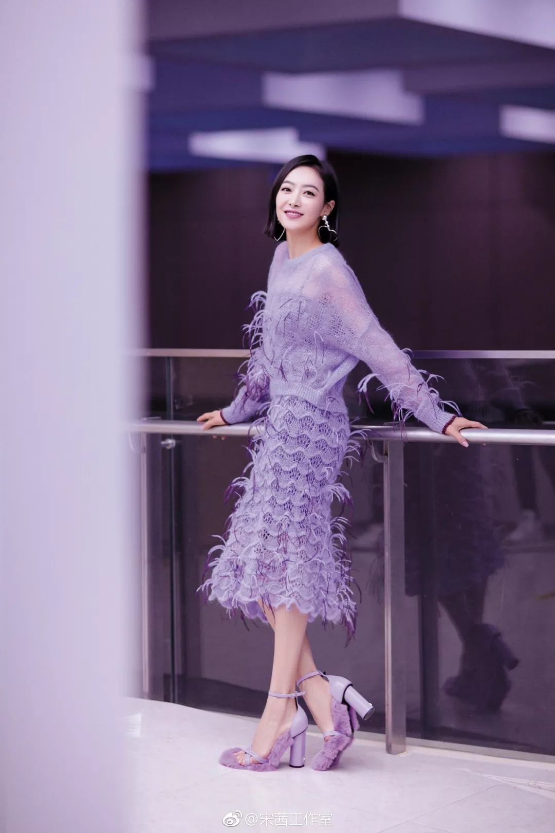 时髦不臃肿，被蔡徐坤、杨超越、吴谨言的毛衣疯狂种草