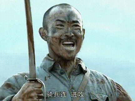 流浪艺人狂健身,《亮剑》独臂勇士携老婆超市装狠顺利取物