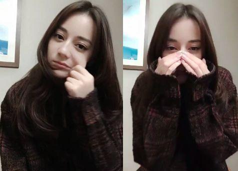 热巴最新直播自爆从小到大最自卑的颜值bug！竟然不是鼻子…