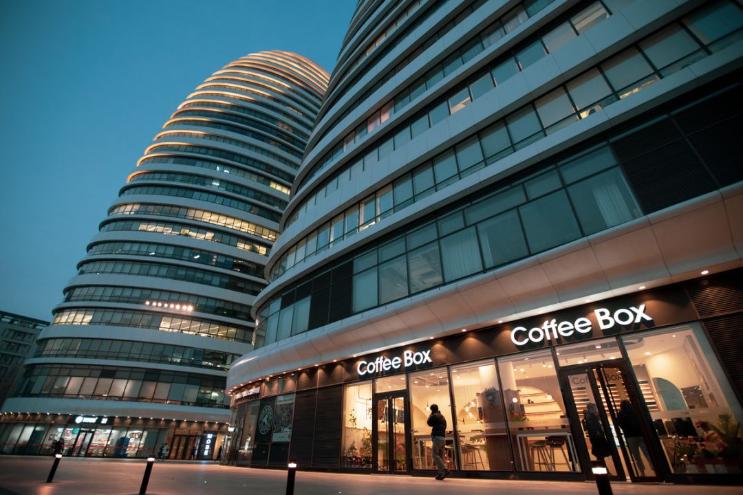 「连咖啡」将开设超50家大型咖啡馆丨36氪独家