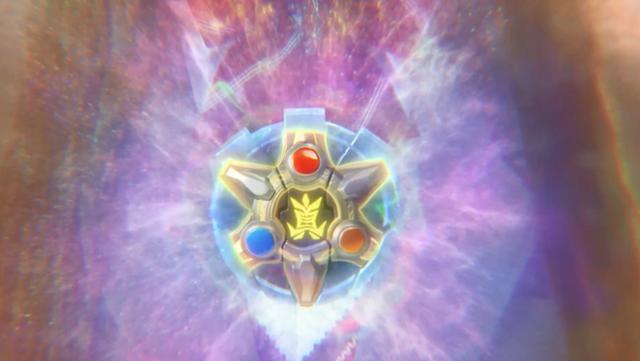 罗布奥特曼:多个奥特曼融合的5颗水晶,其中1颗水晶变成了人