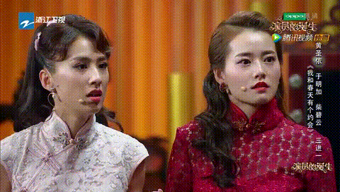 曾经靠素颜就征服大众比肩刘亦菲的她，现在却被嘲一无是处