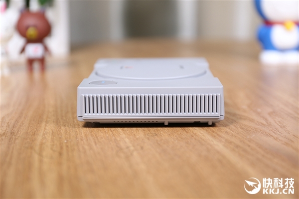索尼PlayStation Classic图赏：复刻初代情怀满满