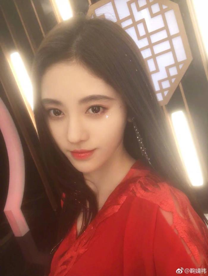 国风美少女鞠婧祎，一袭红衣跳红昭愿，美哭全场！