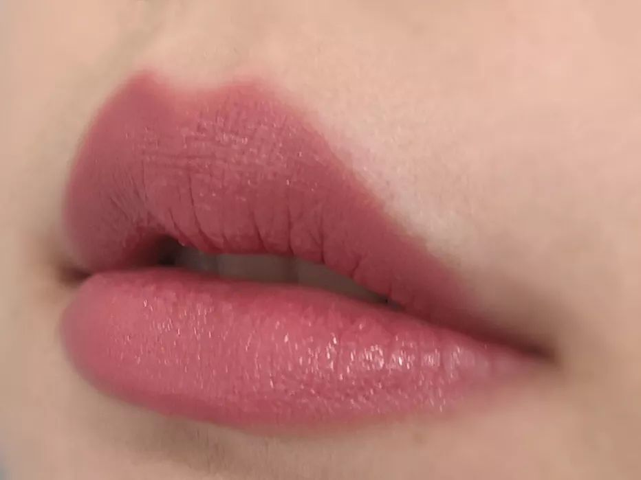 真人实测5款故宫淘宝口红，我再也不要上故宫的当！