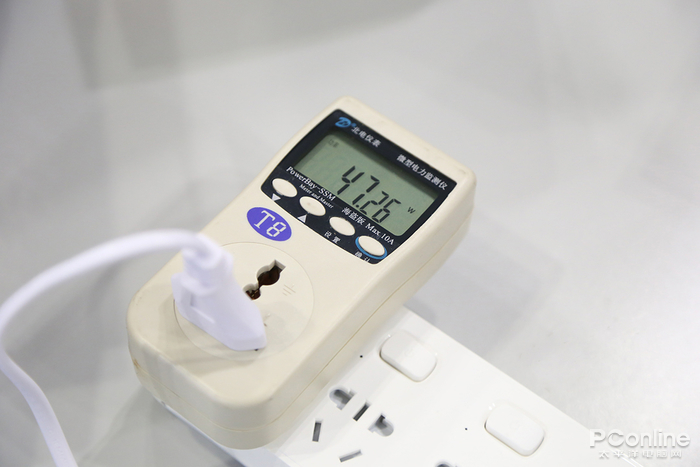 手机再多也不怕 这个充电站1V5还能实现快充：航嘉Smart C充电站评测