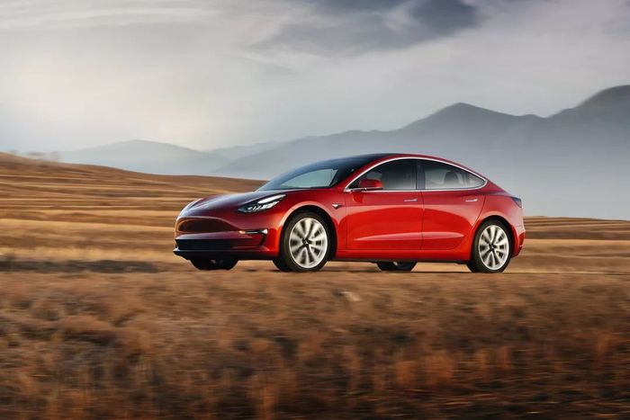 Model 3高性能和长续航全轮驱动版在中国开放选配