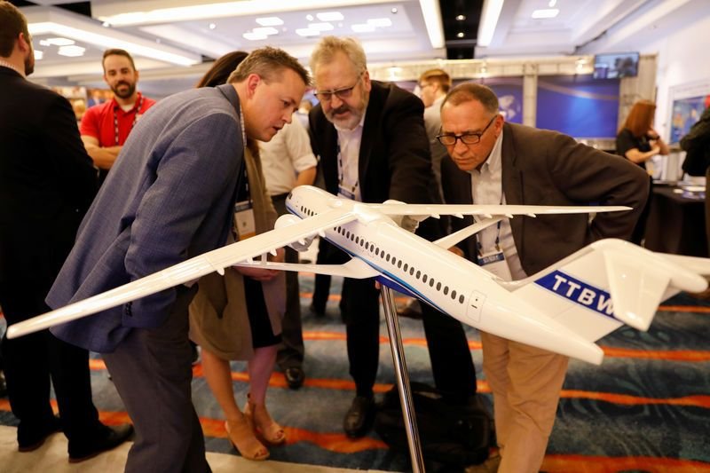 波音公司推出具有超薄机翼的新型概念机