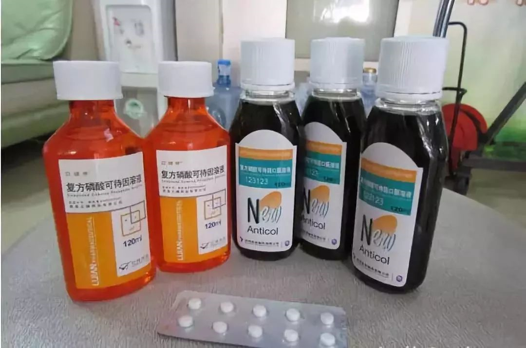 正文  "止咳水"主要成分含有磷酸可待因,当人体长期大量连续服用后会