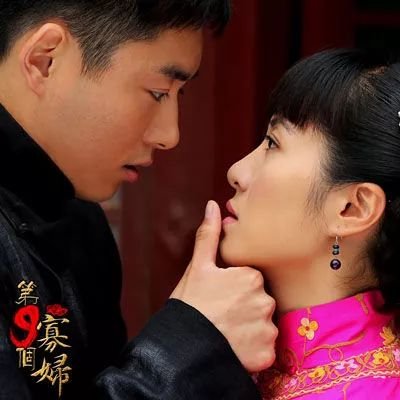 真迷！为爱跳河，又被爆出新恋情，到底离婚了吗？！