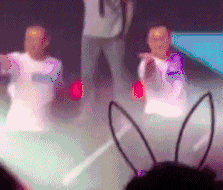 啥是配齐？互联网公司年会大奖：汽车手机红包一样不落