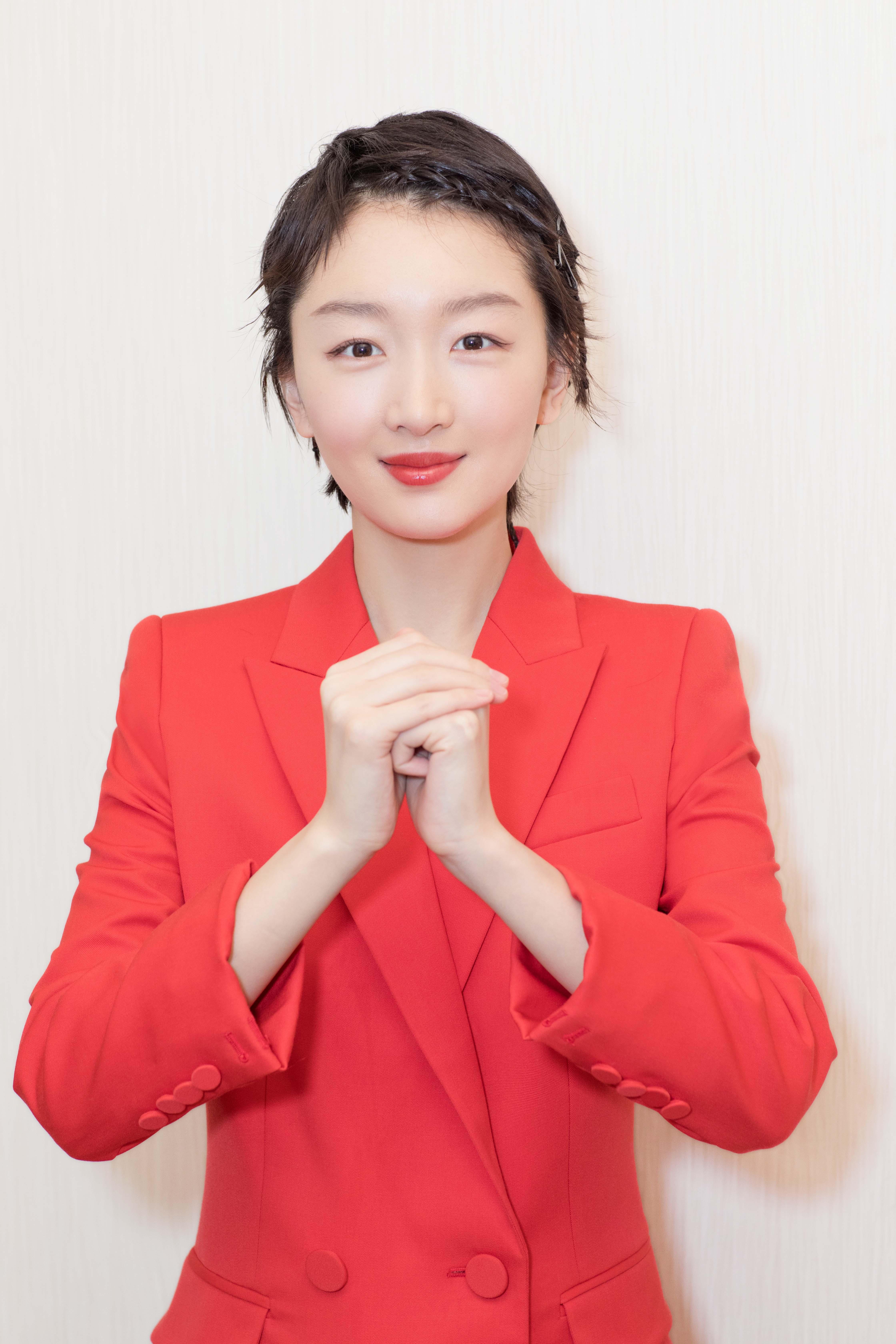周冬雨加入欧米茄名人大使 Chinese actress Dongyu Zhou is Omega latest ambassador