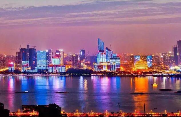 苏州,南京和杭州,不比经济,就比旅游,谁更强?