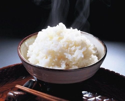 老外操碎了心:中国人何时才能停止吃米饭,吃面包牛排不好吗