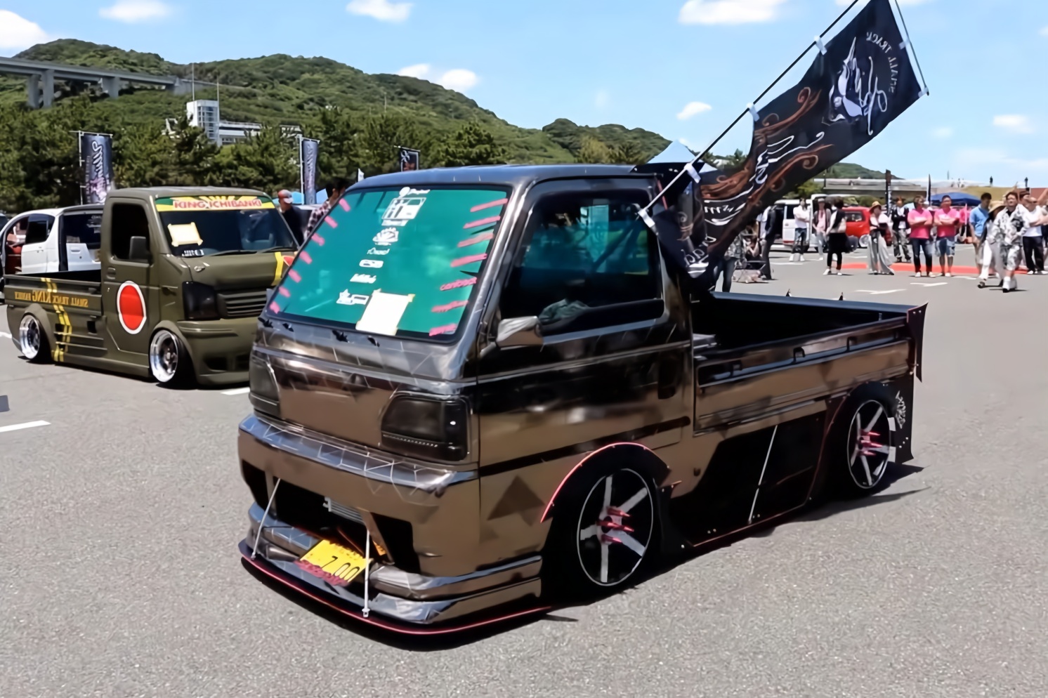 大价钱改装货车,外观比跑车还拉风,还是日本人会玩!