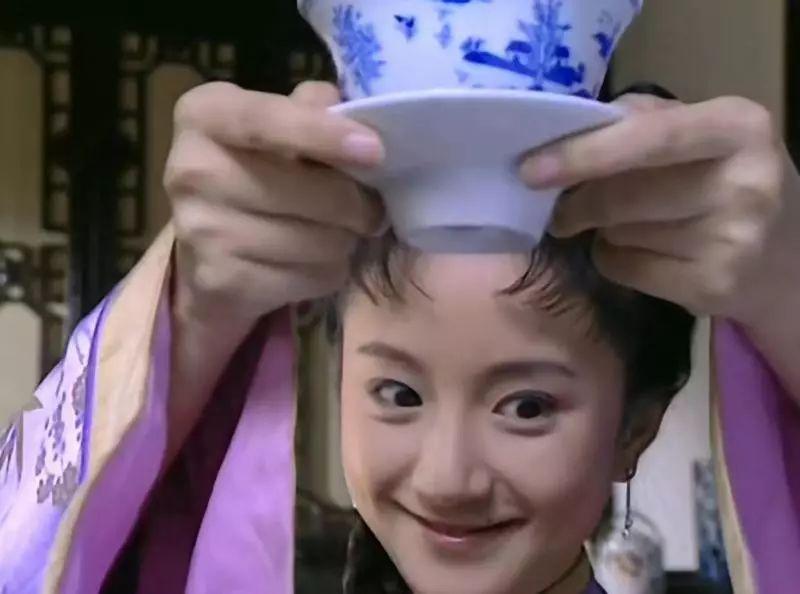 点个痣都上热搜，她不愧是黄轩唯一承认的女友