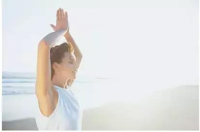 三月摄生防病有三招，坚持这样泡脚，保健作用好！