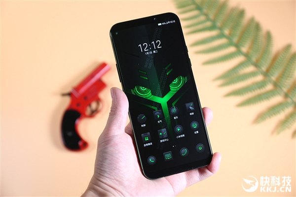 骁龙855+液冷3.0!黑鲨游戏手机2图赏