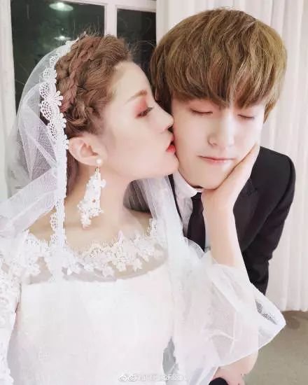 尴不尴尬！又一对好闺蜜，因为一男的撕掰了……