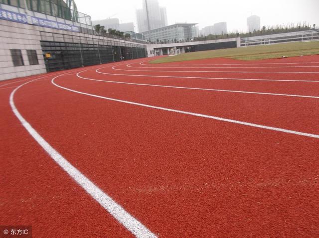 田径——以走、跑、跳跃、投掷等运动技能组成