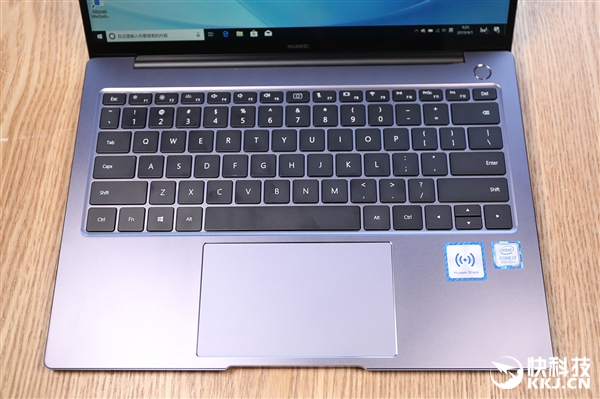 3:2 2K屏+轻薄长续航！华为MateBook 14图赏