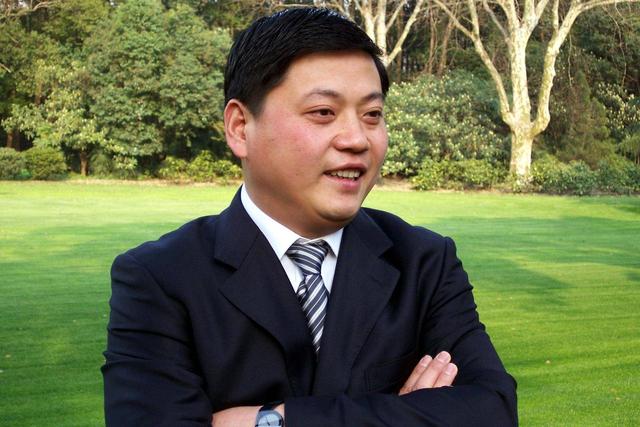 英年早逝的创业者：80后老板开煤气自杀，抵押车房被公司抛弃