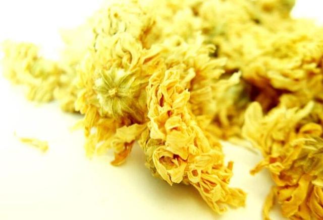 菊花茶种类不一样,功效也不同!8种混搭喝法,总有一款适合你!