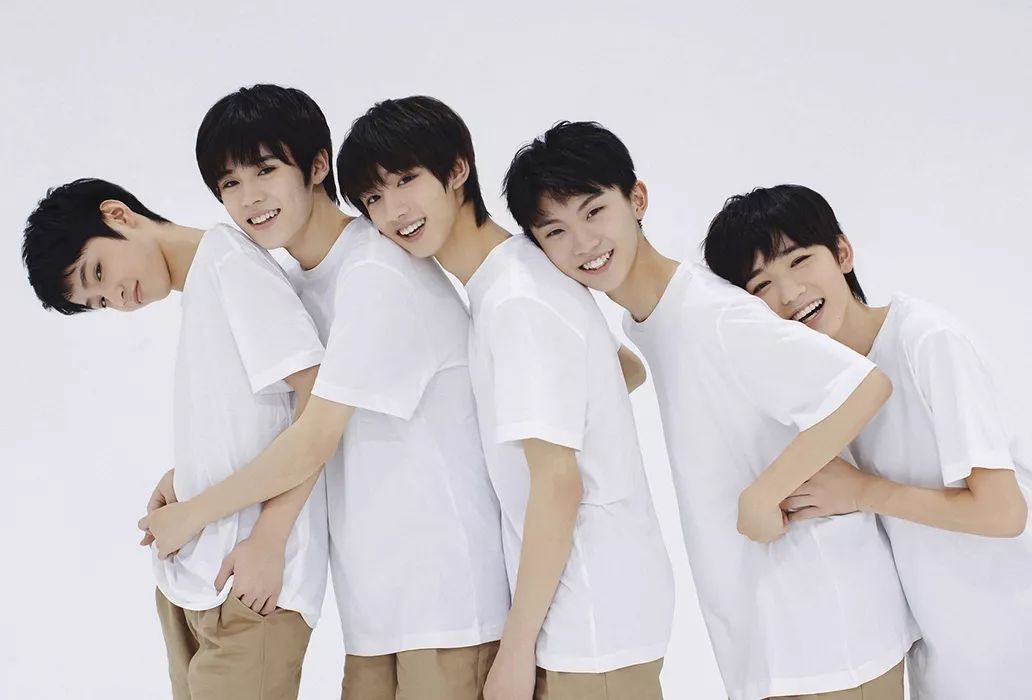 后TFBOYS时代，未成年偶像在政策和选秀的夹击中求生 | 专访时代峰峻
