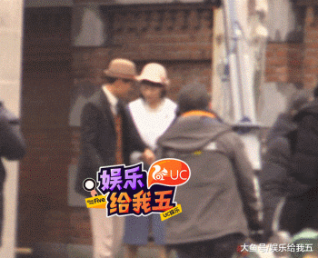 他和前女友分手8个月被曝新恋情？女方好像不简单...