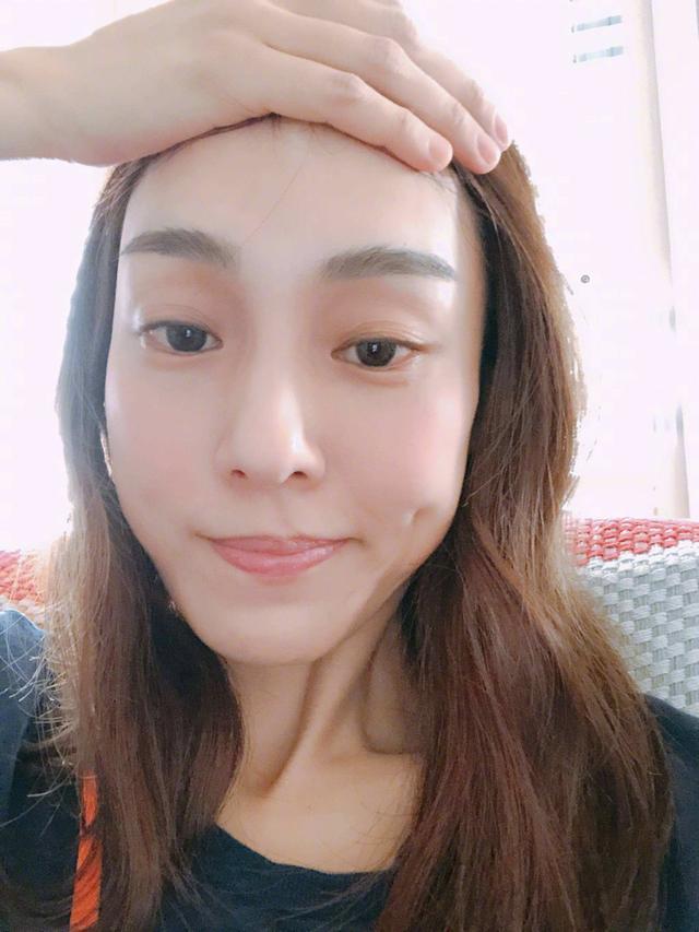 修图师在线吐槽明星全靠精修！爆料热巴细纹多，鹿晗鼻毛长